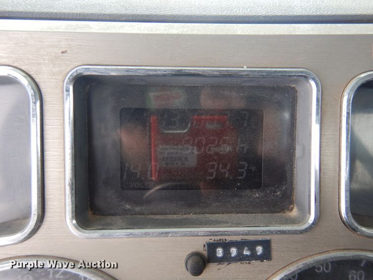 image for item DM5367 2011 Mack GU813  winch truck