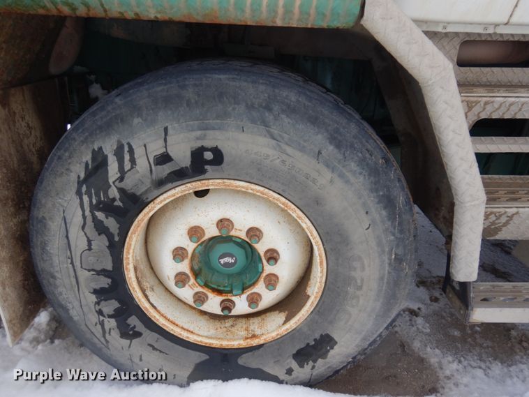 image for item DM5367 2011 Mack GU813  winch truck