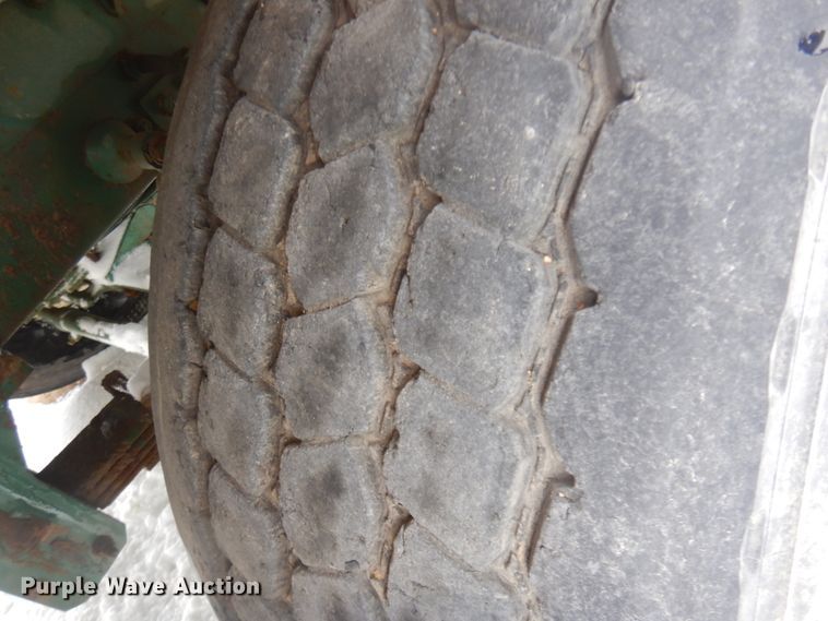 image for item DM5367 2011 Mack GU813  winch truck