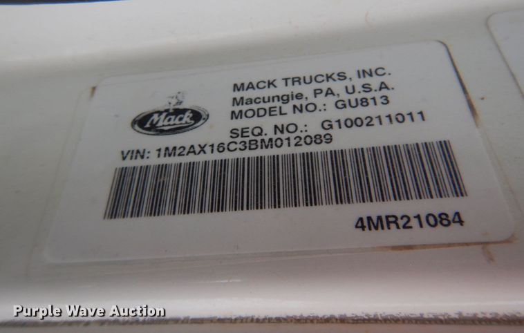image for item DM5367 2011 Mack GU813  winch truck