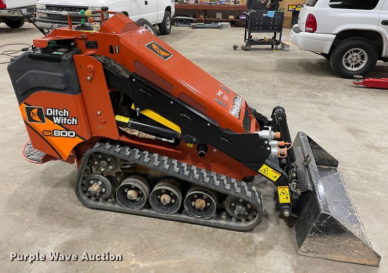 image for item DN0182 2017 Ditch Witch SK800  compact utility loader