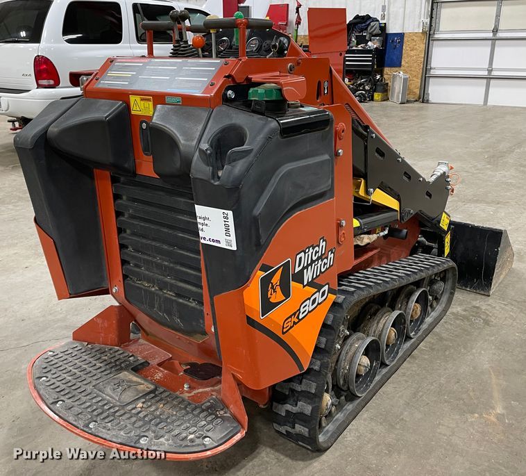 image for item DN0182 2017 Ditch Witch SK800  compact utility loader