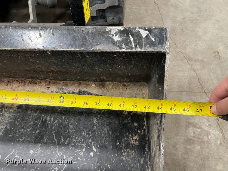 image for item DN0182 2017 Ditch Witch SK800  compact utility loader