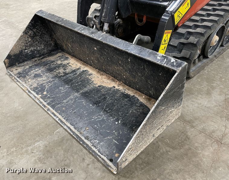 image for item DN0182 2017 Ditch Witch SK800  compact utility loader