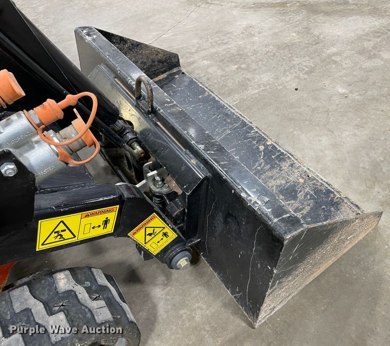 image for item DN0182 2017 Ditch Witch SK800  compact utility loader