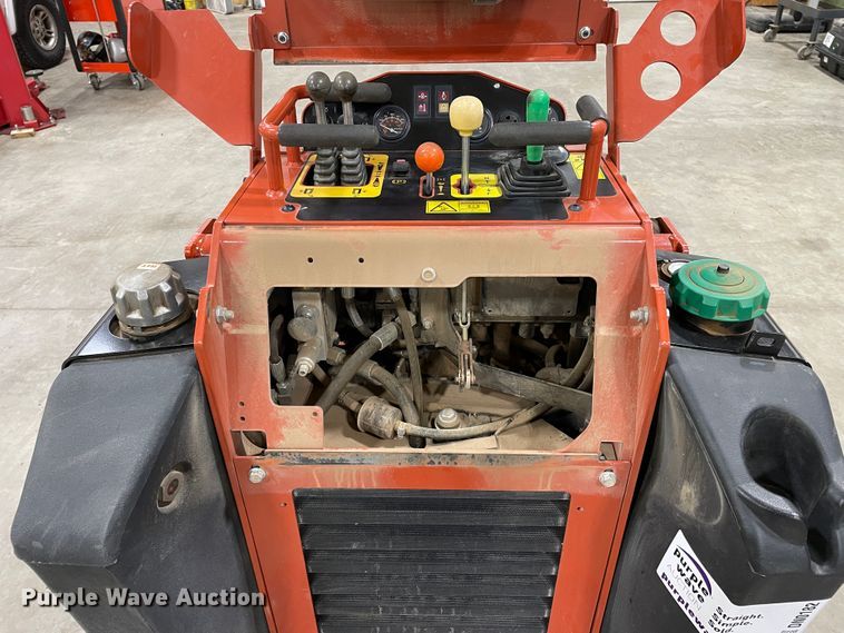 image for item DN0182 2017 Ditch Witch SK800  compact utility loader