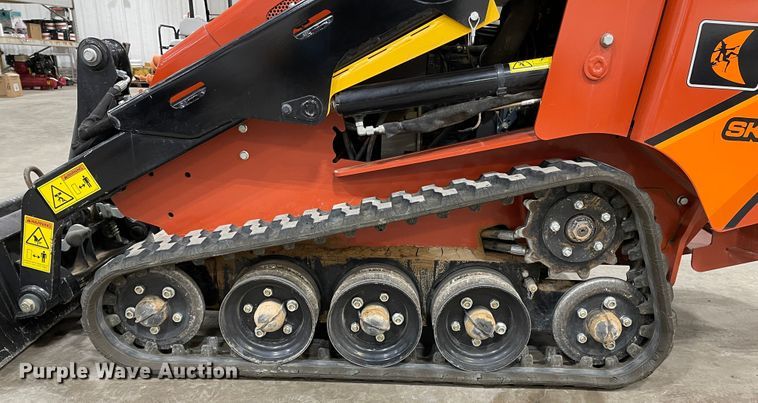 image for item DN0182 2017 Ditch Witch SK800  compact utility loader