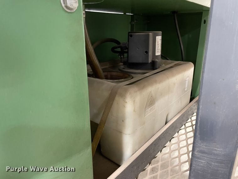 image for item DN0183 Central Machinery  97009 bandsaw