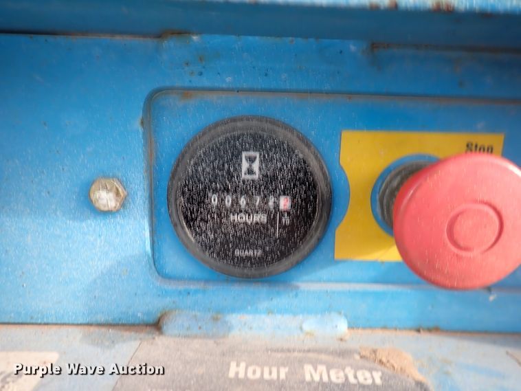 image for item DN2405 2001 Genie GS-2646  scissor lift