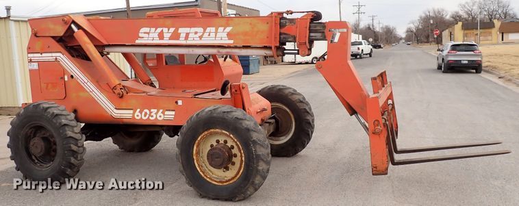 image for item DN2479 SkyTrak 6036  telehandler