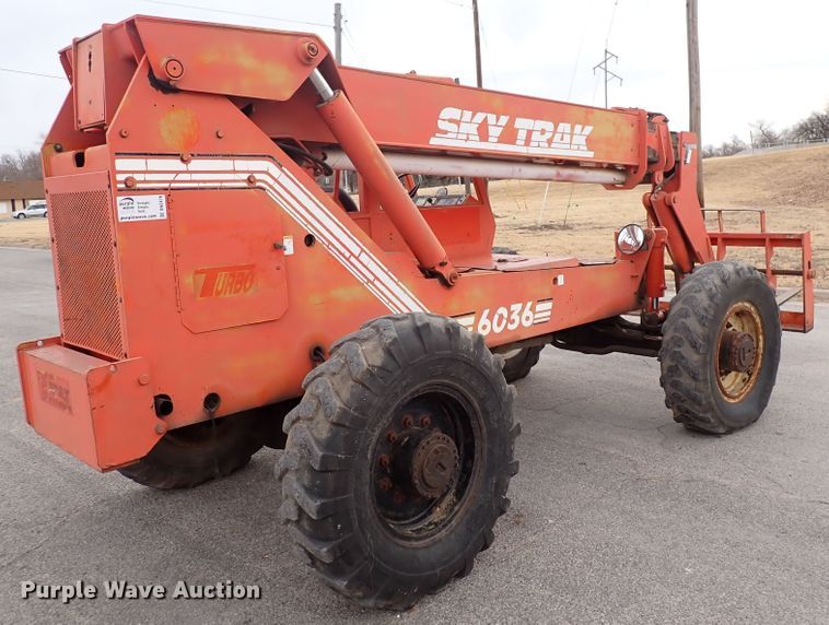 image for item DN2479 SkyTrak 6036  telehandler