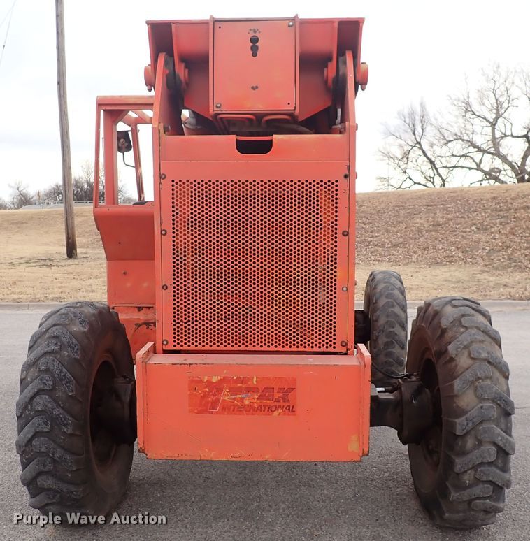 image for item DN2479 SkyTrak 6036  telehandler