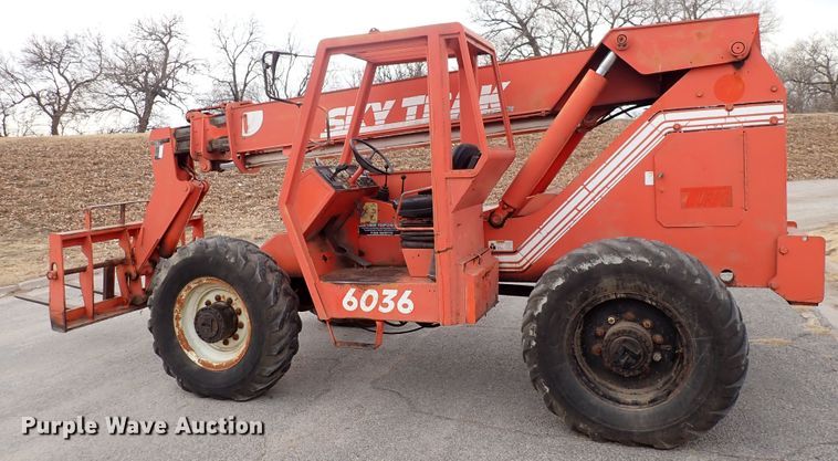 image for item DN2479 SkyTrak 6036  telehandler