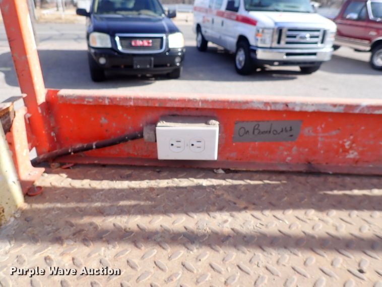 image for item DN2482 2000 JLG 2646-E2  forklift