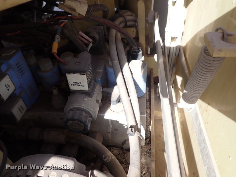 image for item DN2482 2000 JLG 2646-E2  forklift