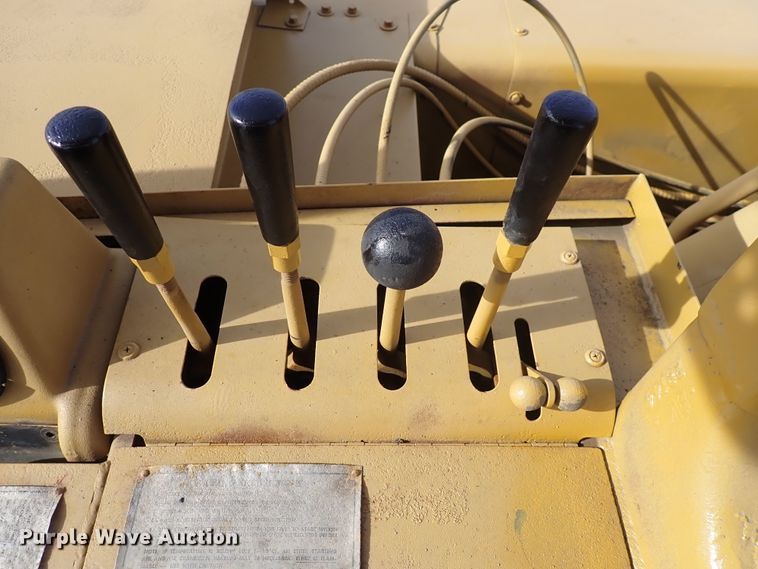 image for item DN2483 1978 Caterpillar 613B  elevating scraper