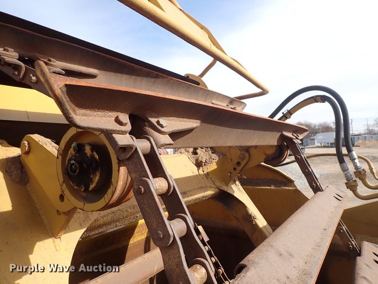 image for item DN2483 1978 Caterpillar 613B  elevating scraper