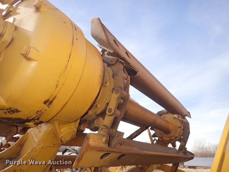 image for item DN2483 1978 Caterpillar 613B  elevating scraper