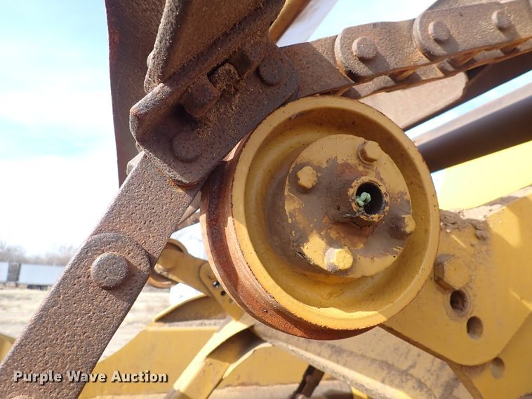 image for item DN2483 1978 Caterpillar 613B  elevating scraper