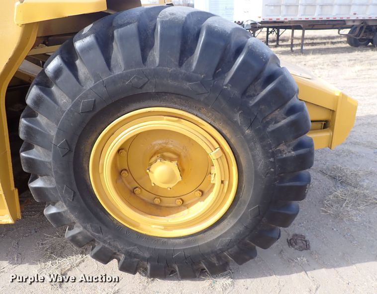 image for item DN2483 1978 Caterpillar 613B  elevating scraper