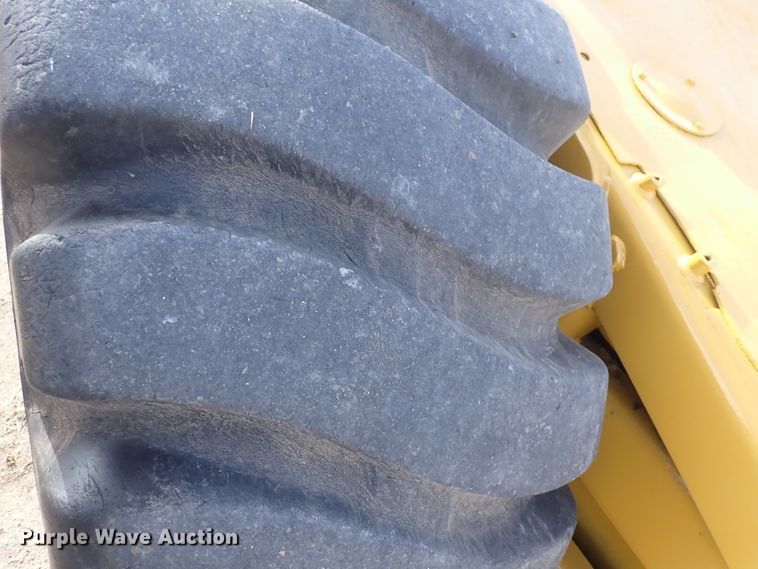 image for item DN2483 1978 Caterpillar 613B  elevating scraper