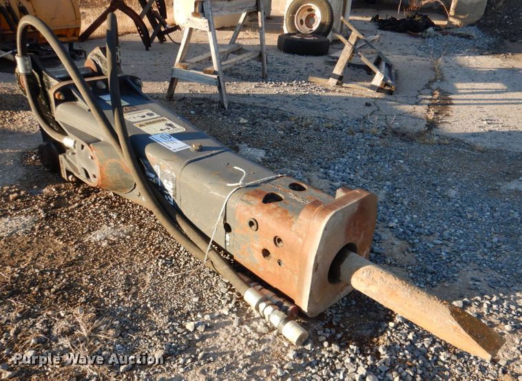 image for item DN2682 Caterpillar H120CS  breaker