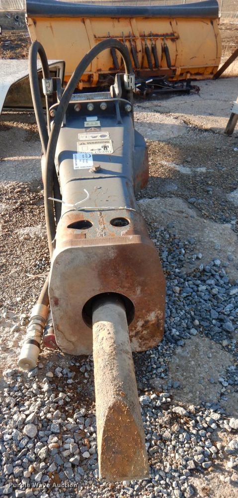 image for item DN2682 Caterpillar H120CS  breaker