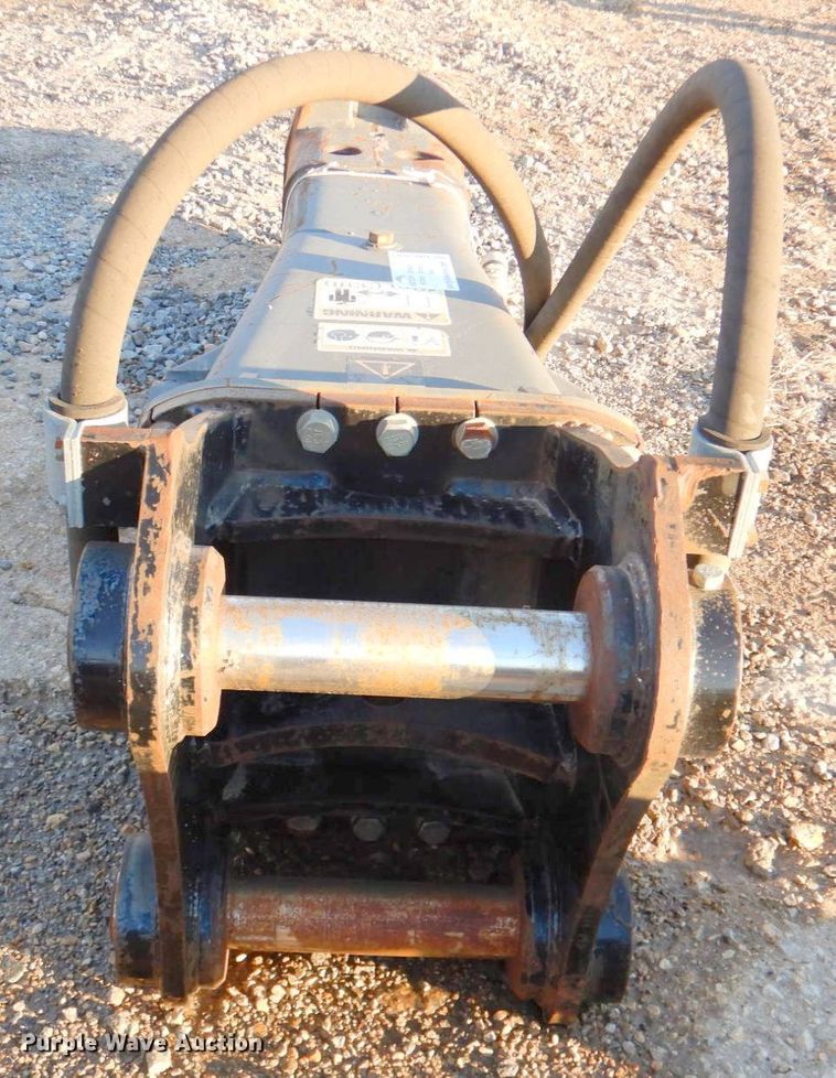 image for item DN2682 Caterpillar H120CS  breaker