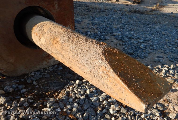 image for item DN2682 Caterpillar H120CS  breaker