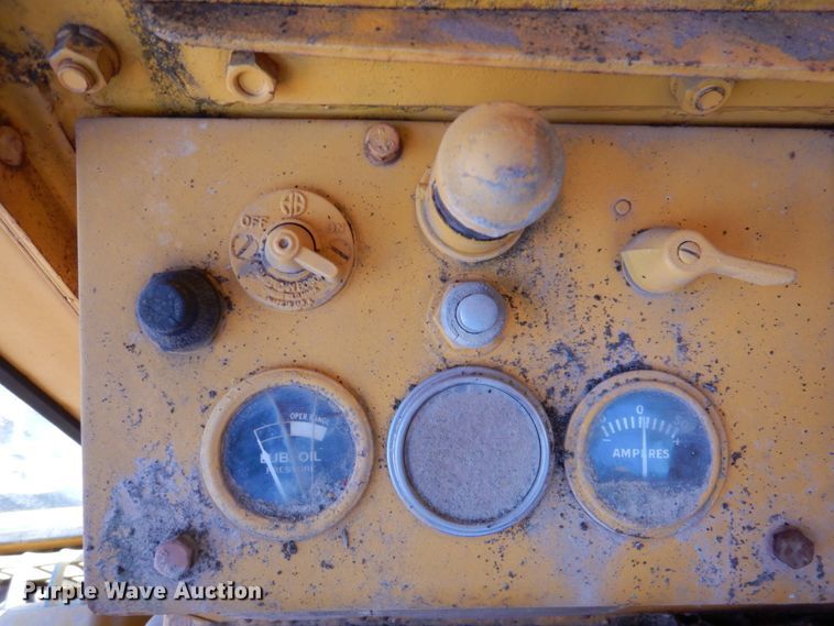 image for item DN2685 Caterpillar 12  motor grader