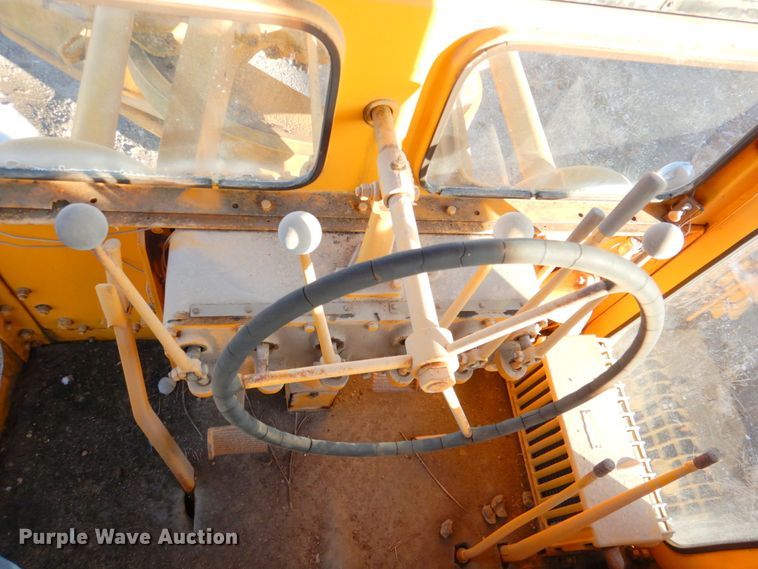 image for item DN2685 Caterpillar 12  motor grader