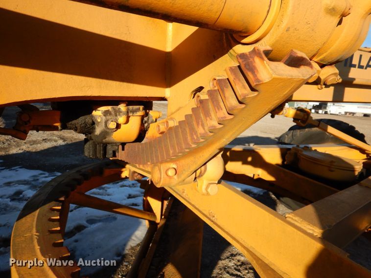image for item DN2685 Caterpillar 12  motor grader