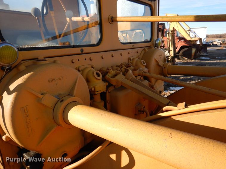 image for item DN2685 Caterpillar 12  motor grader