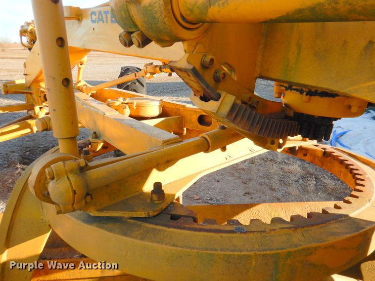 image for item DN2685 Caterpillar 12  motor grader