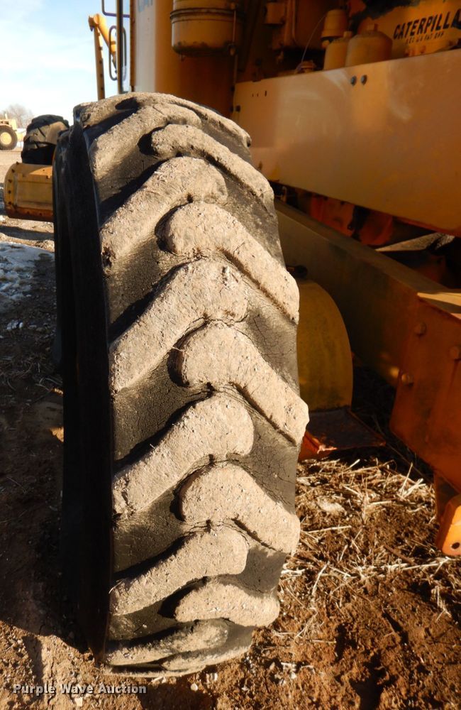 image for item DN2685 Caterpillar 12  motor grader