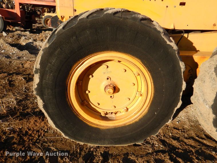 image for item DN2685 Caterpillar 12  motor grader