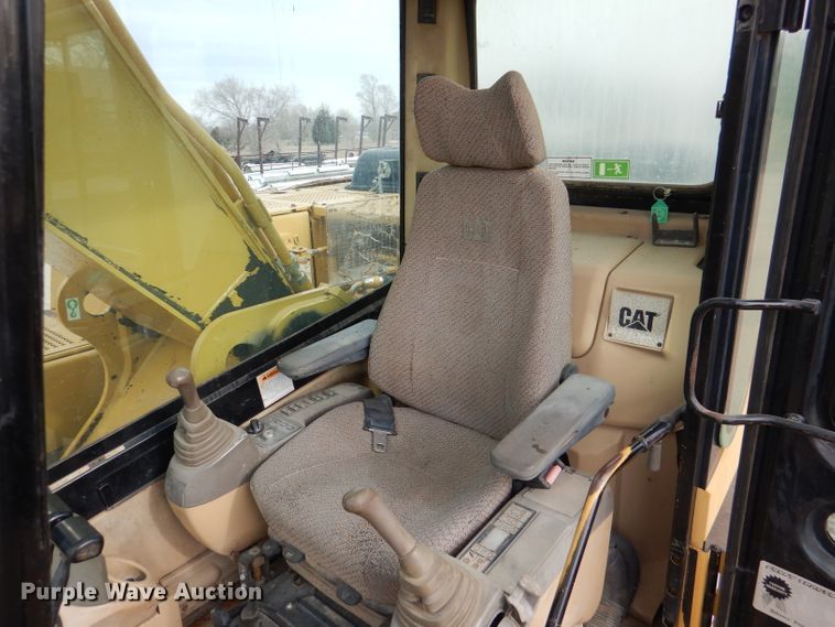 image for item DN5422 2000 Caterpillar 325BL  excavator