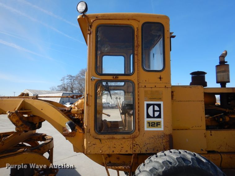 image for item DN5465 1969 Caterpillar 12F  rigid frame motor grader