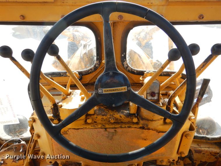image for item DN5465 1969 Caterpillar 12F  rigid frame motor grader