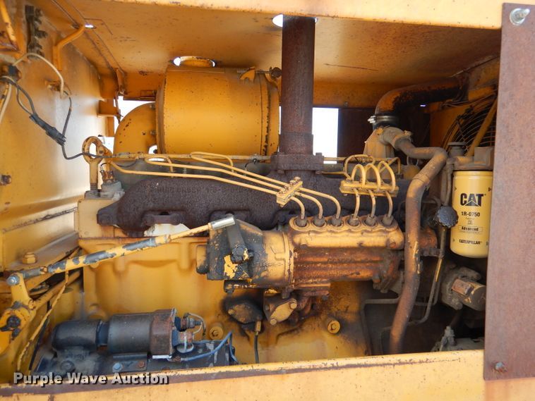 image for item DN5465 1969 Caterpillar 12F  rigid frame motor grader