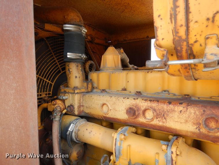 image for item DN5465 1969 Caterpillar 12F  rigid frame motor grader