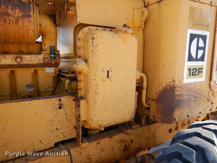 image for item DN5465 1969 Caterpillar 12F  rigid frame motor grader
