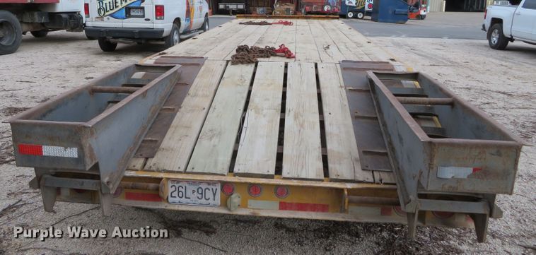 image for item DN7882 1988 Trail King TK40-2400  equipment trailer