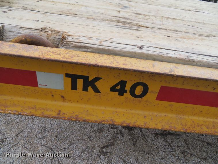 image for item DN7882 1988 Trail King TK40-2400  equipment trailer