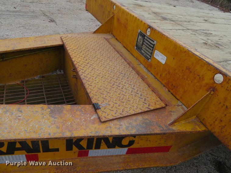 image for item DN7882 1988 Trail King TK40-2400  equipment trailer