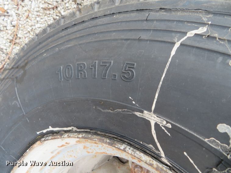 image for item DN7882 1988 Trail King TK40-2400  equipment trailer