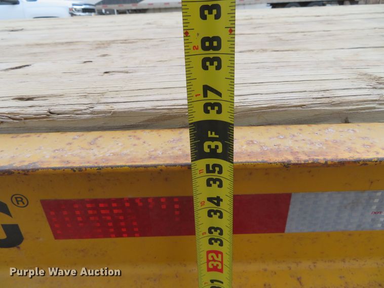 image for item DN7882 1988 Trail King TK40-2400  equipment trailer