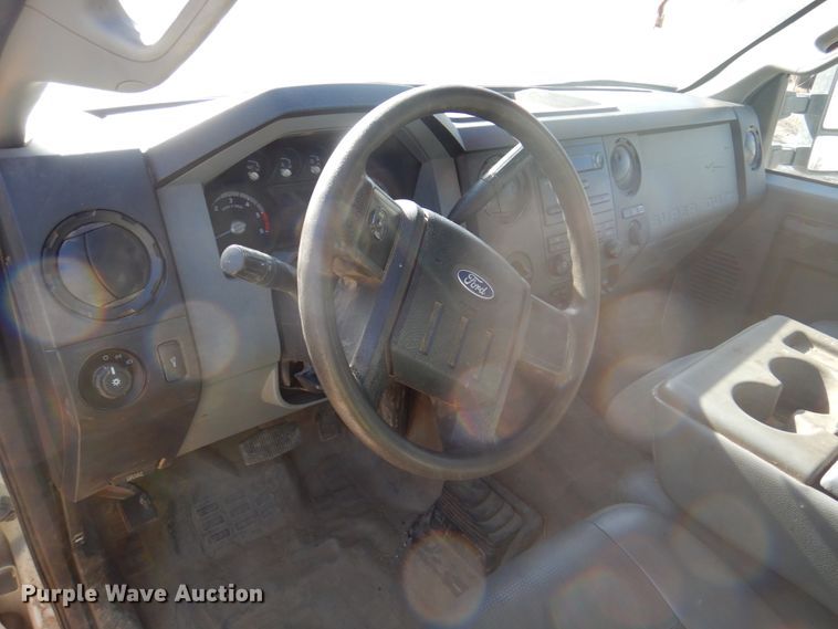 image for item DS5604 2012 Ford F550 Super Duty XL  flatbed truck