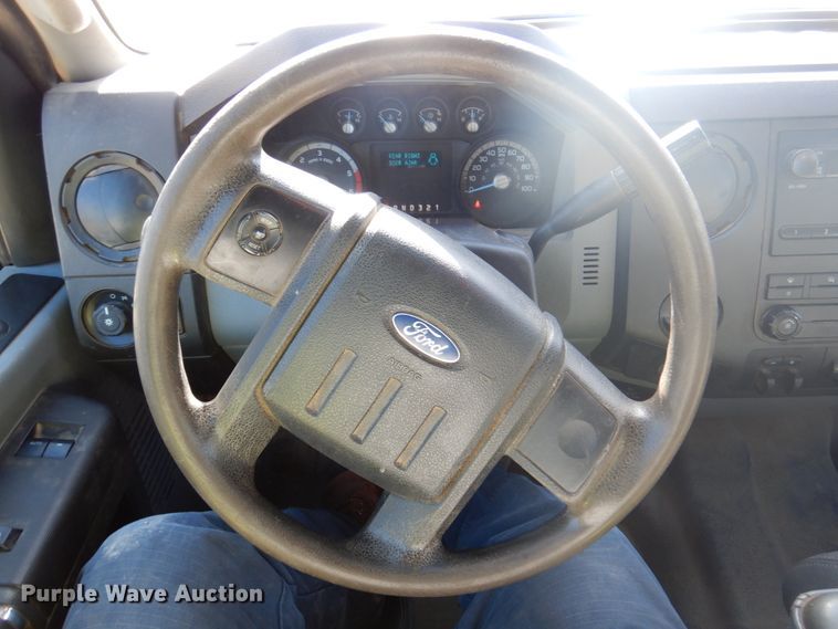 image for item DS5604 2012 Ford F550 Super Duty XL  flatbed truck