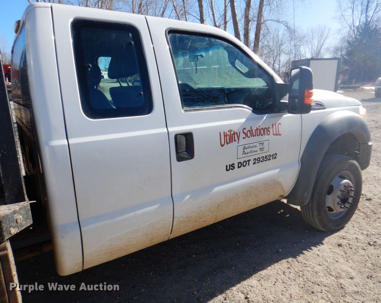 image for item DS5604 2012 Ford F550 Super Duty XL  flatbed truck